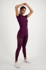 breathable top bordeaux_Fullbody_jpg_2 (1)
