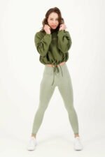 crop hoody groen_Fullbody_jpg_5