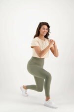 high waist groen plus crop t nude_Actie_jpg_3 (1) Athleisure Crop T-shirt nude