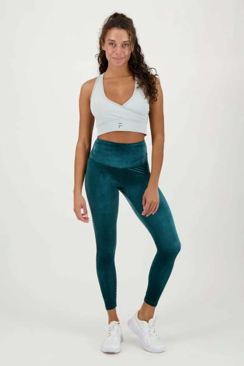 velvet groen_Fullbody_jpg_1 kopiëren (1)