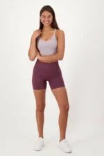 short bordeaux_Fullbody_jpg_3