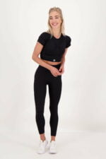 klassische Scrunch-Leggings schwarz Teil 4_Fullbody_jpg_3