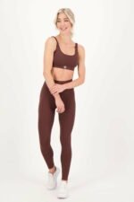 Struktur braun_Fullbody_jpg_2
