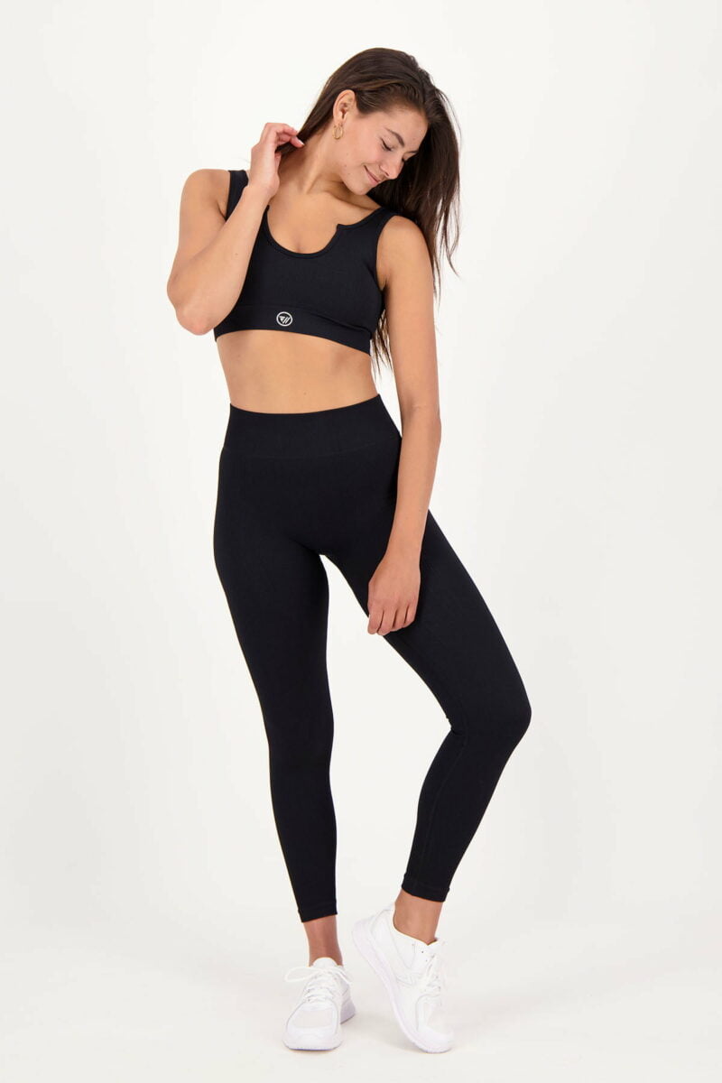 rib new zwart_Fullbody_jpg_4