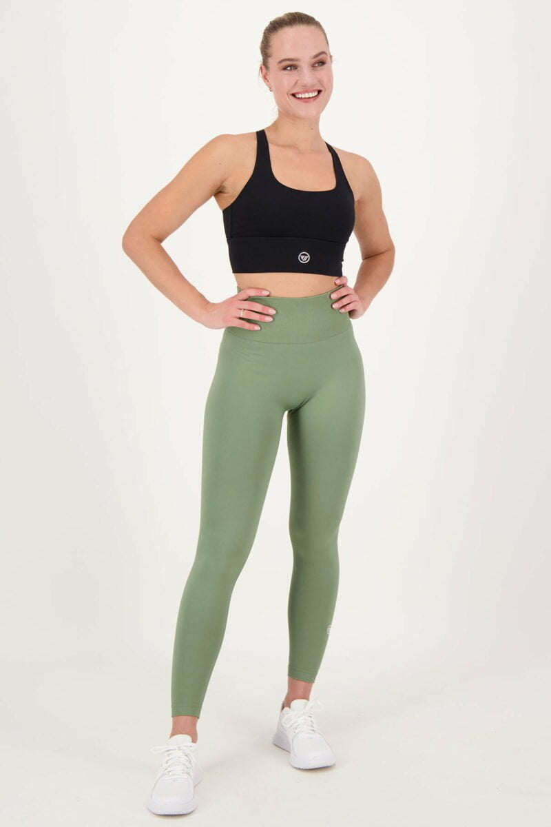 fitt seamless groen_Fullbody_jpg_6