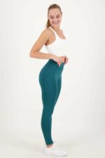 einzigartiger petrol plus BH weiß_Fullbody_jpg_4