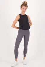 t-shirt noir_Fullbody_jpg_3