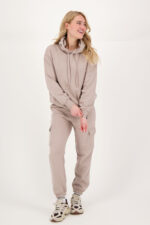 cloudy cargo jogger_Fullbody_jpg_8