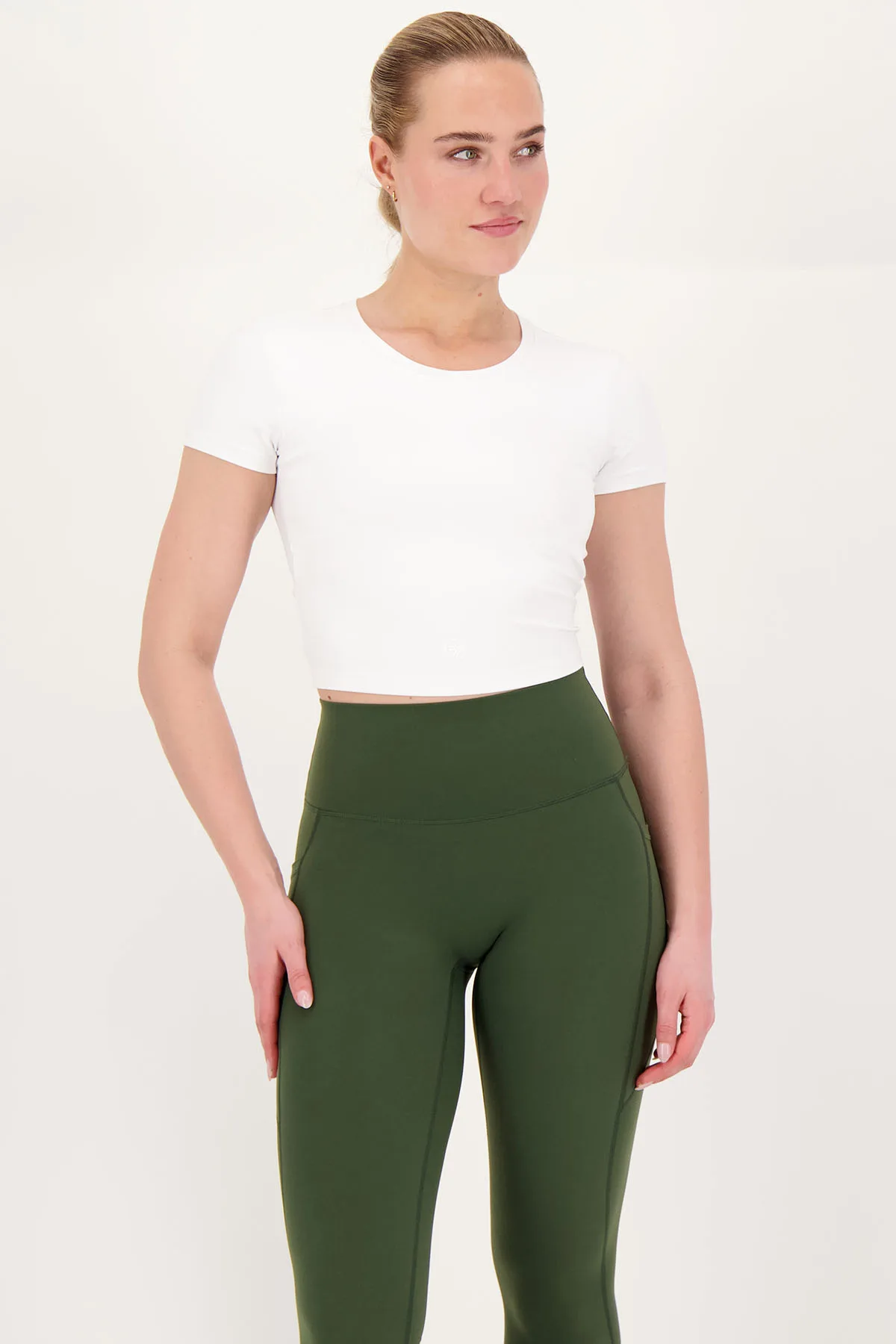 FlowBack Top White