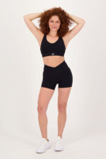 v-short zwart_Fullbody_jpg_7