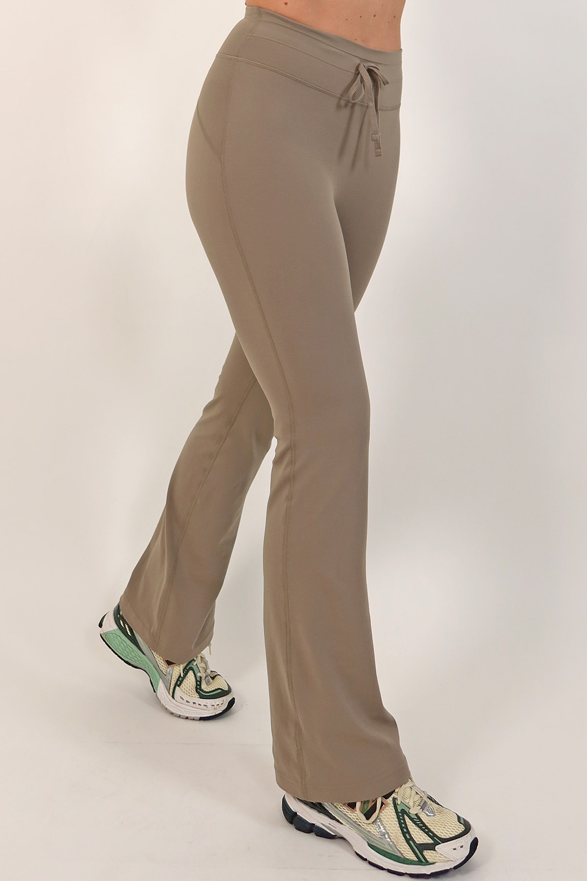 Active Flared Legging Taupe